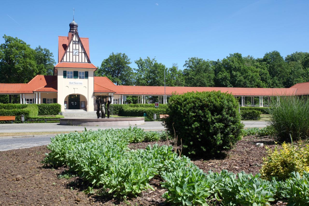 Ferienwohnung Ursula in der Villa zum Kronprinzen direkt gegenüber der Saarow Therme Bad Saarow Exterior foto